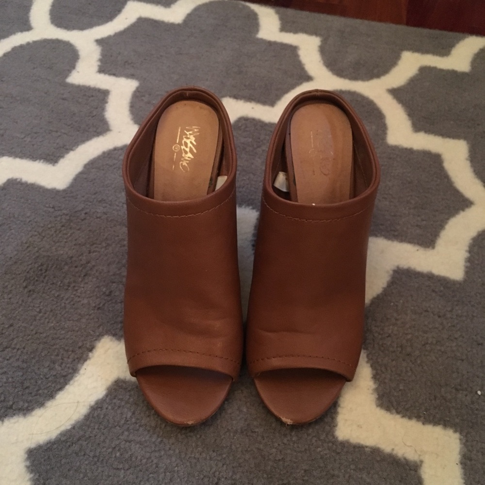 Sold: Tan Mules